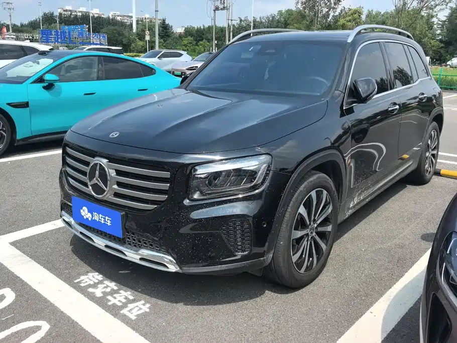 Mercedes-Benz GLB 2025