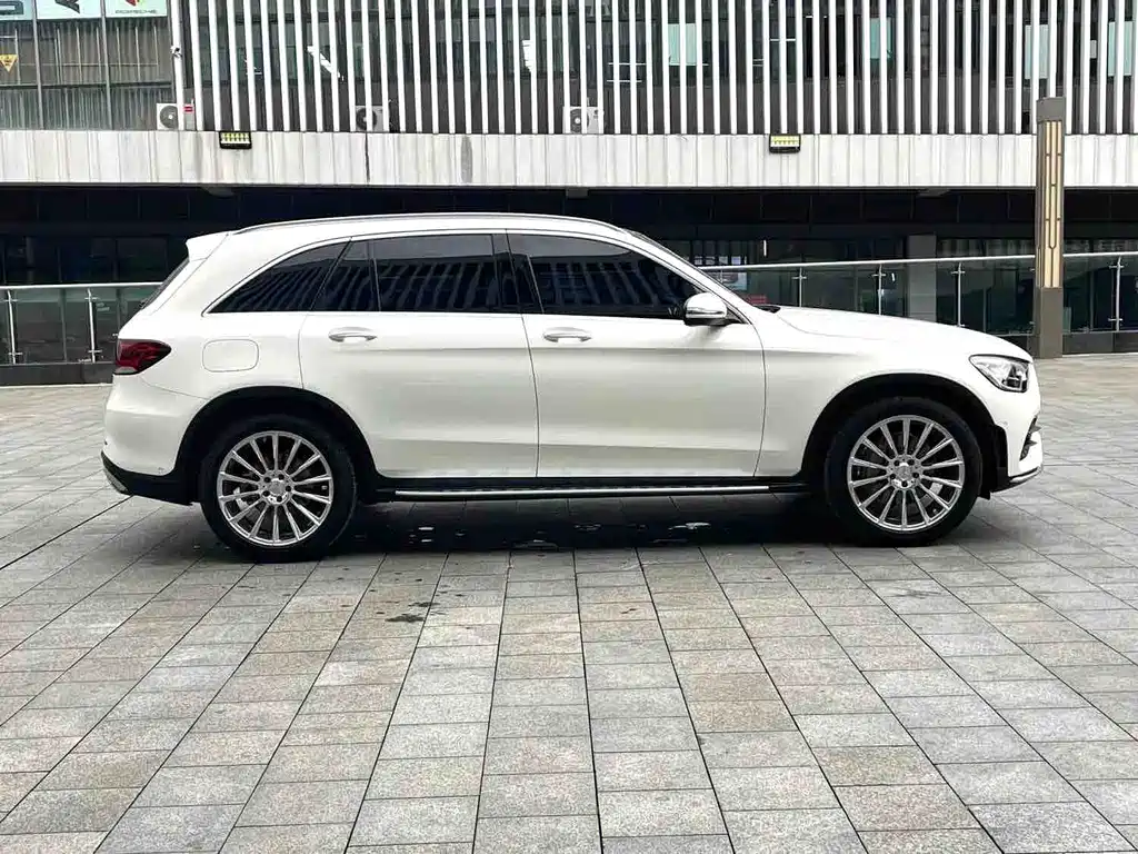 Mercedes-Benz GLC 2022 — фото 10