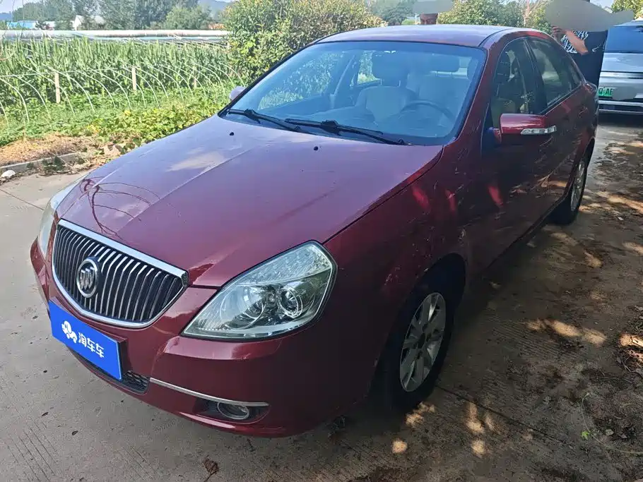 Buick Excelle 2012