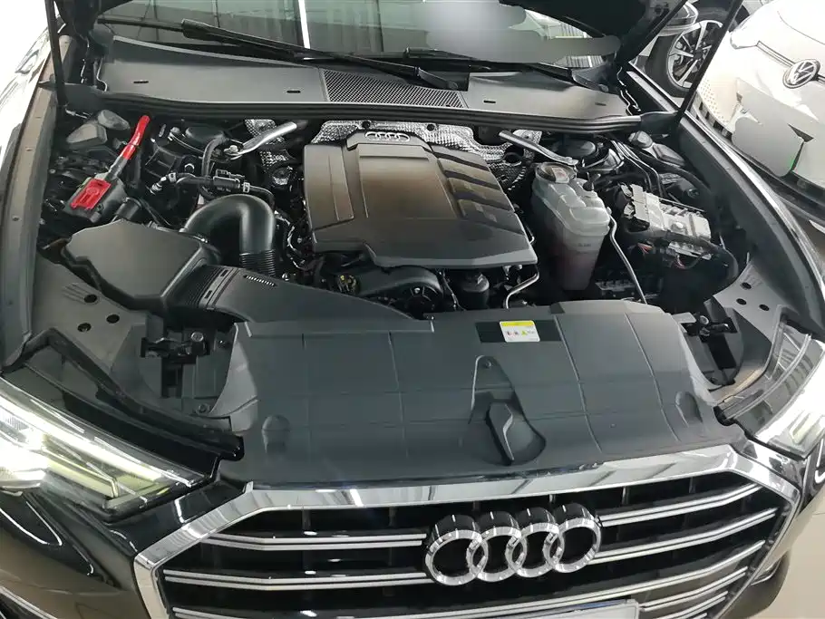Audi A6L 2023 — фото 10