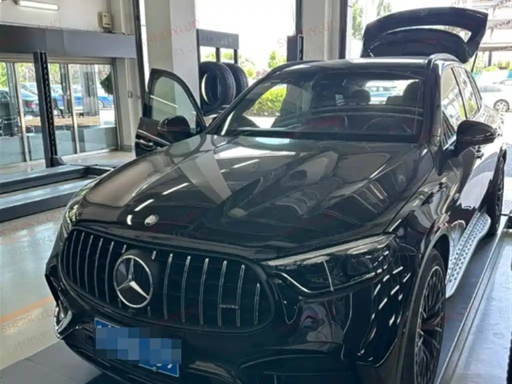 Mercedes-Benz GLC AMG 2025 — фото 1