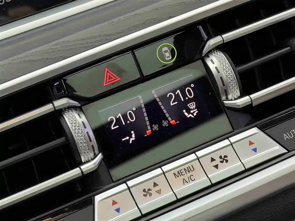 BMW X7 2021 — фото 16