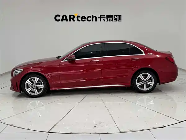 Mercedes-Benz C-Class 2021