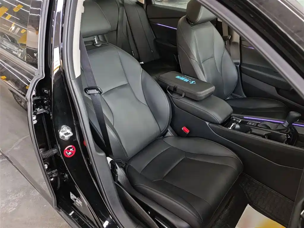Honda Accord 2023 — фото 20
