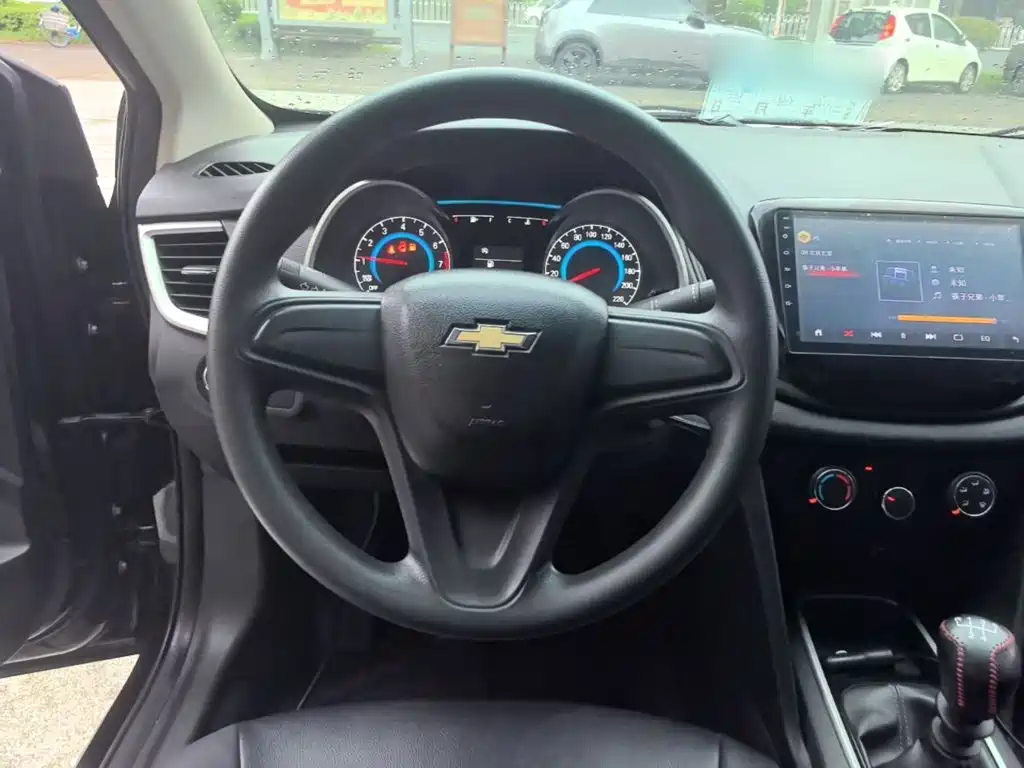 Chevrolet Cavalier 2017 — фото 11