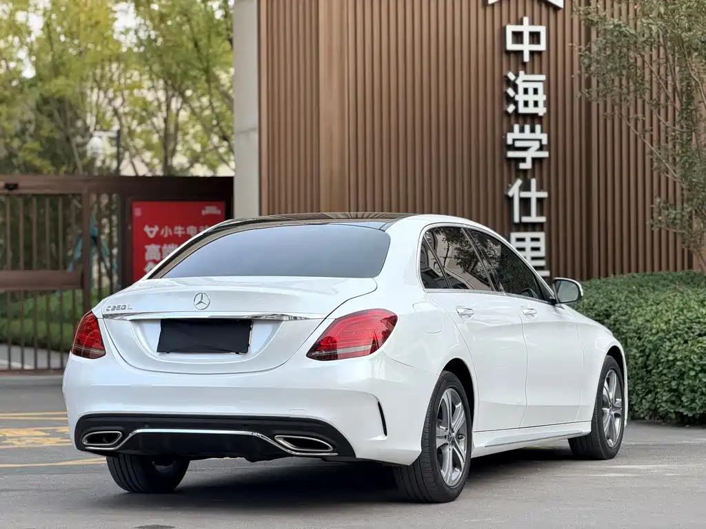 Mercedes-Benz C-Class 2019 — фото 13
