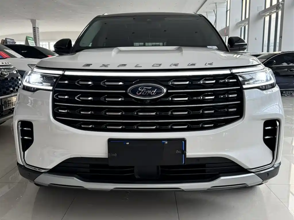Ford Explorer 2023 — фото 7