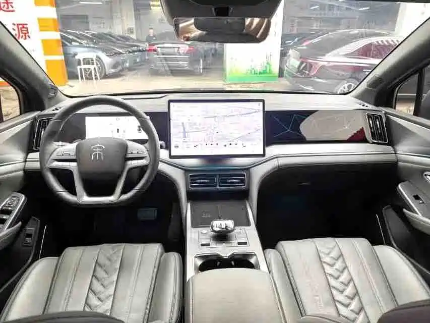 BYD Song L DM-i 2025 — фото 5