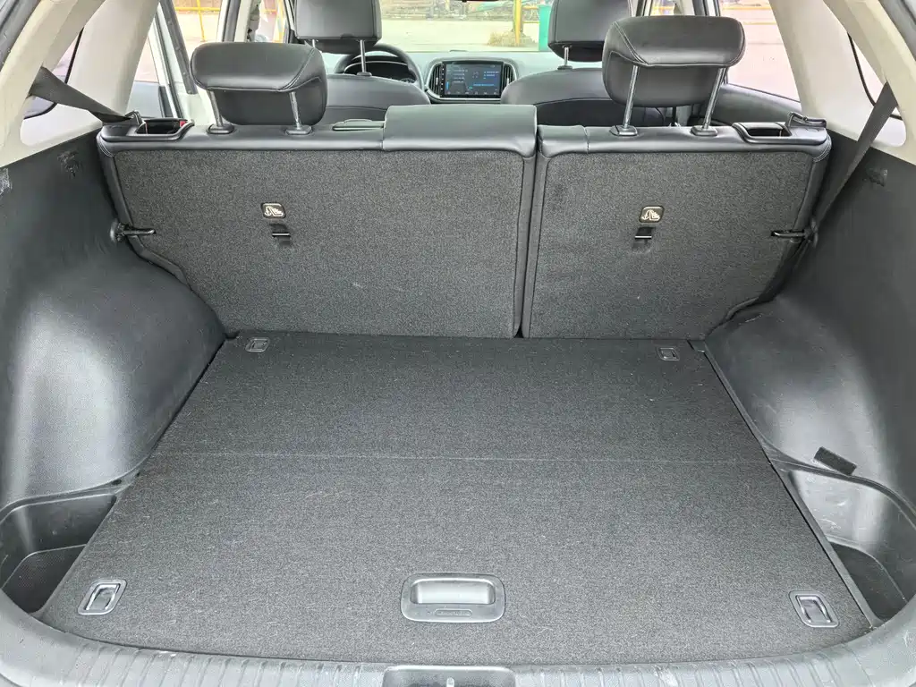 Kia KX3 2016 — фото 14