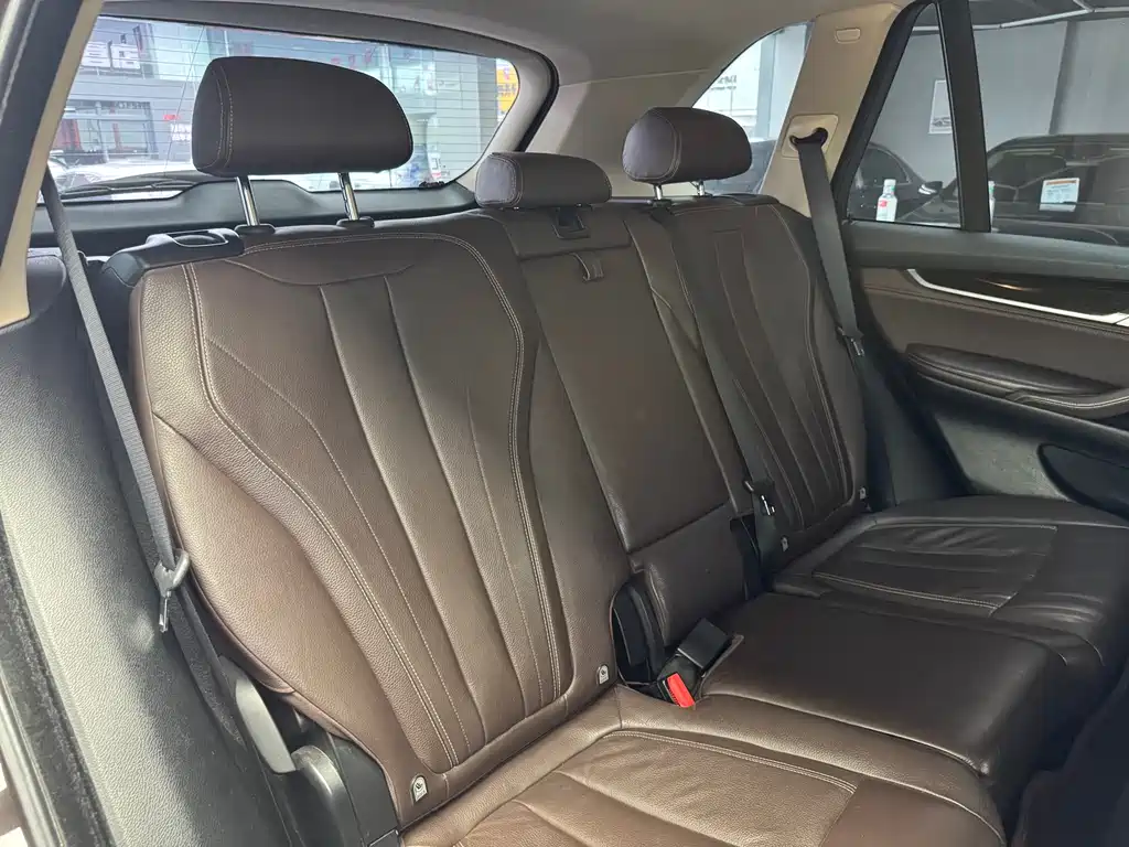 BMW X5 2015 — фото 16