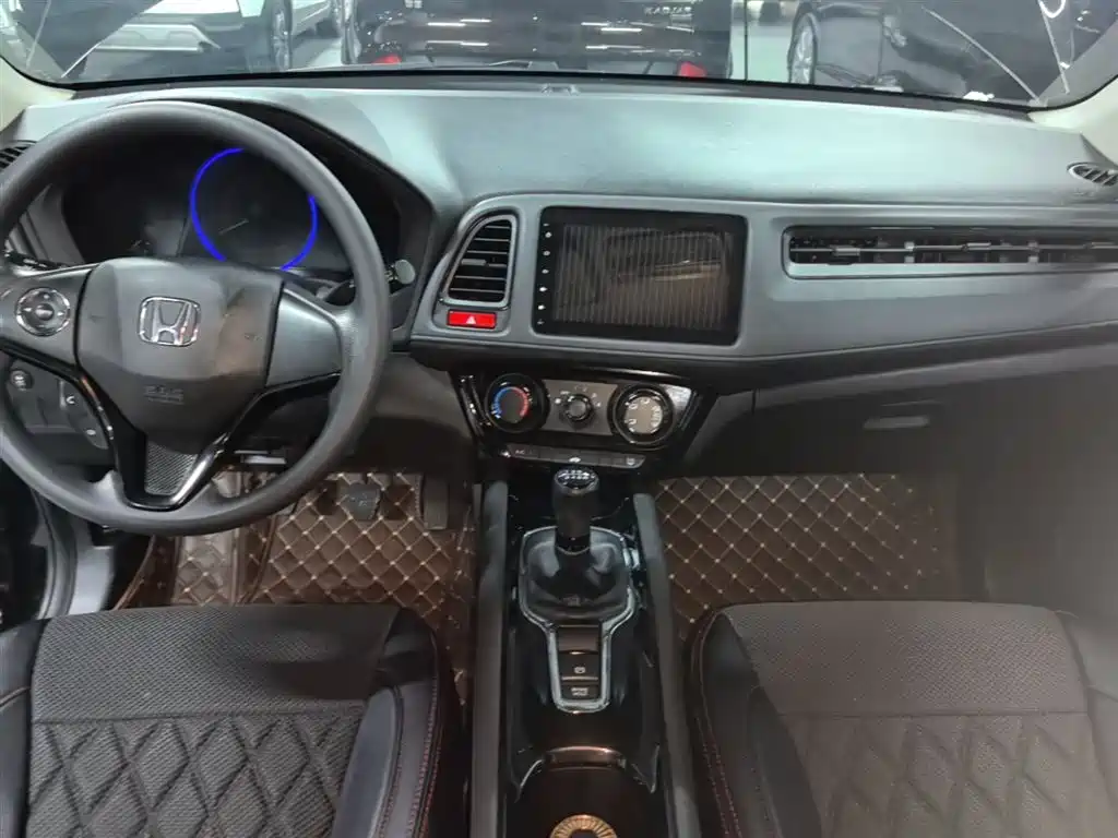 Honda Vezel 2016 — фото 10