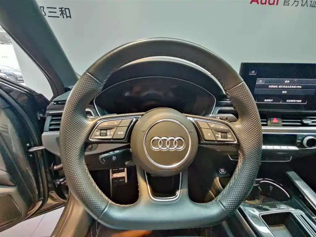 Audi A4L 2024 — фото 19