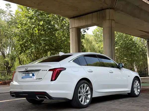Cadillac CT5 2023