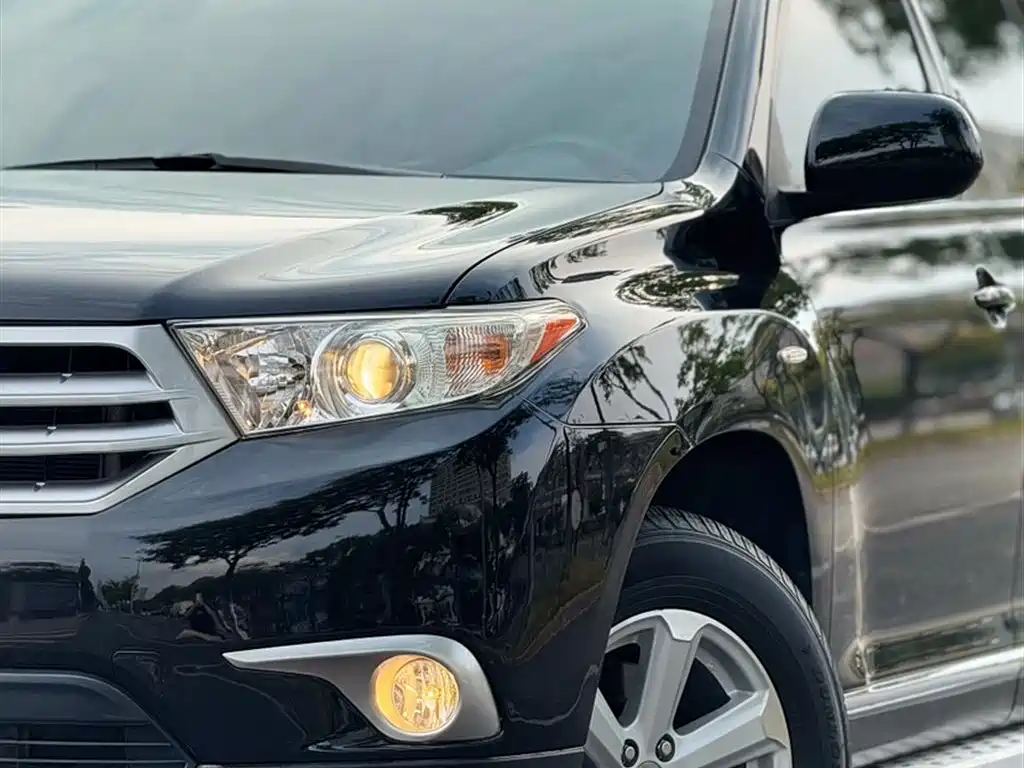 Toyota Highlander 2014 — фото 8