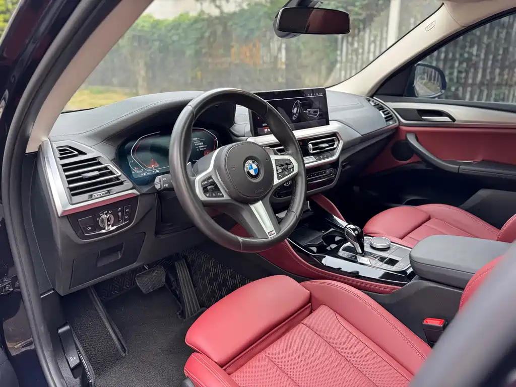 BMW X4 2025 — фото 21