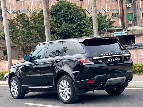 Land Rover Range Rover Sport 2015