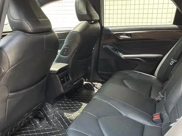 Toyota Avalon 2020