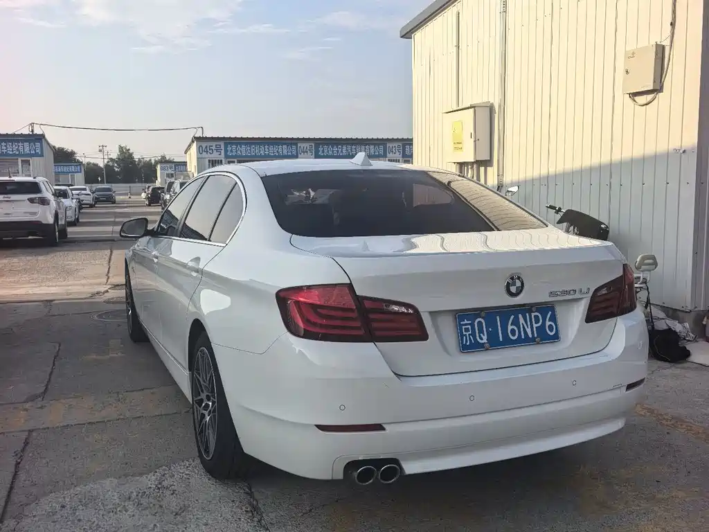 BMW 5 Series 2012