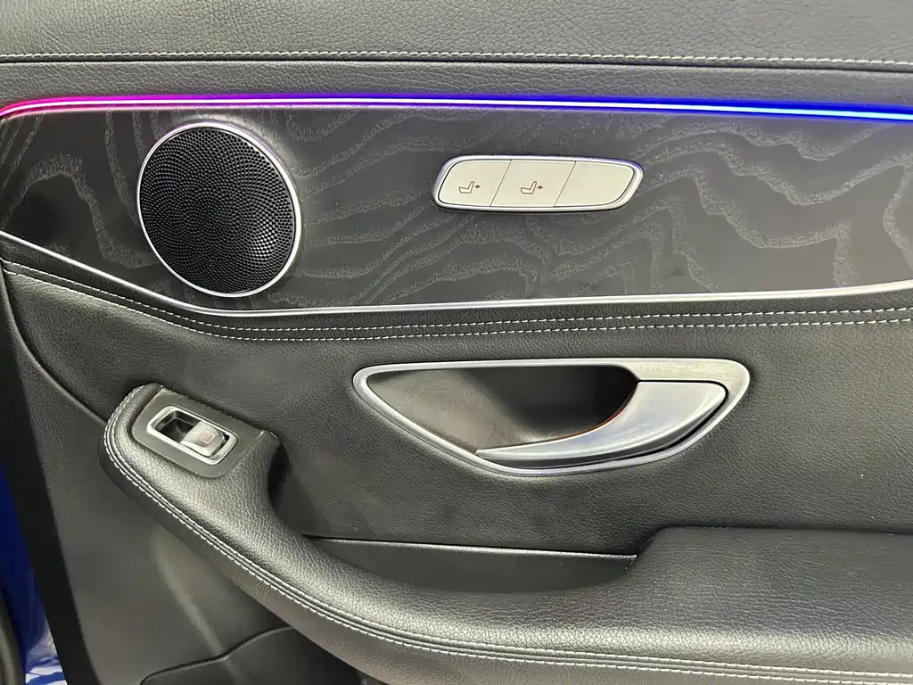 Mercedes-Benz C-Class 2019 — фото 14