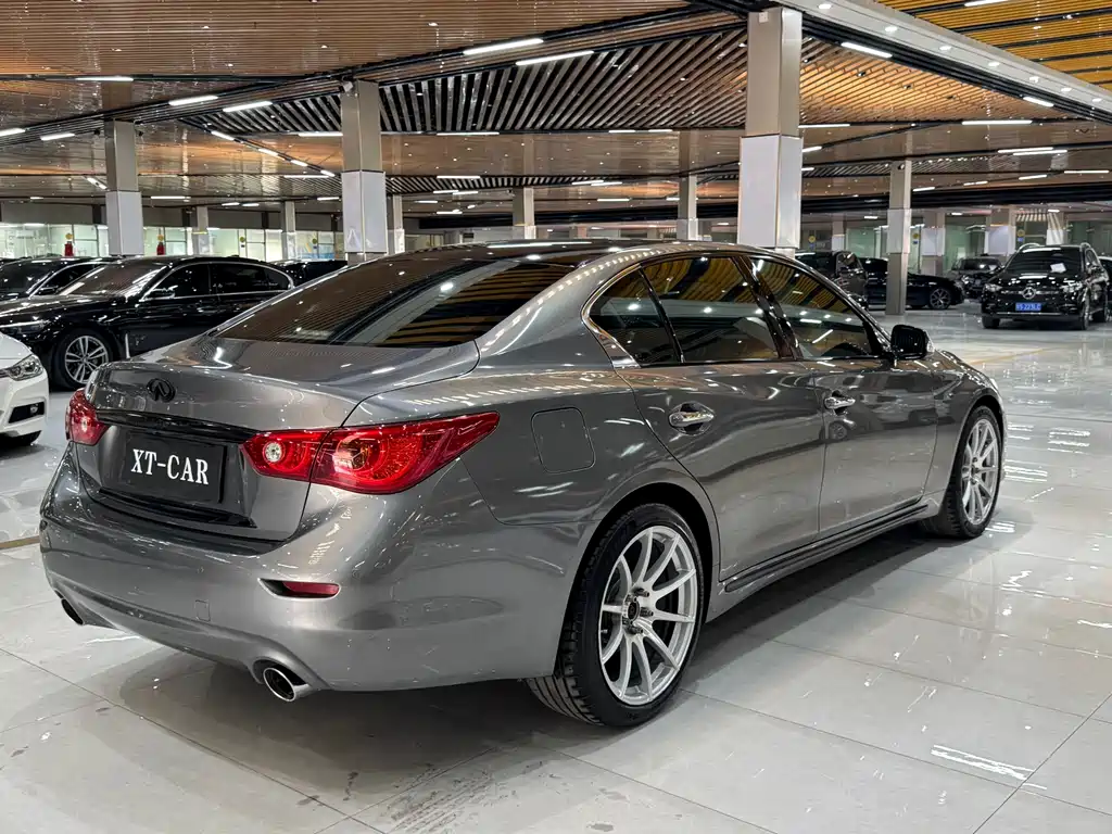 Infiniti Q50L 2017 — фото 7