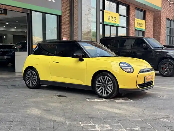 MINI Cooper 2025