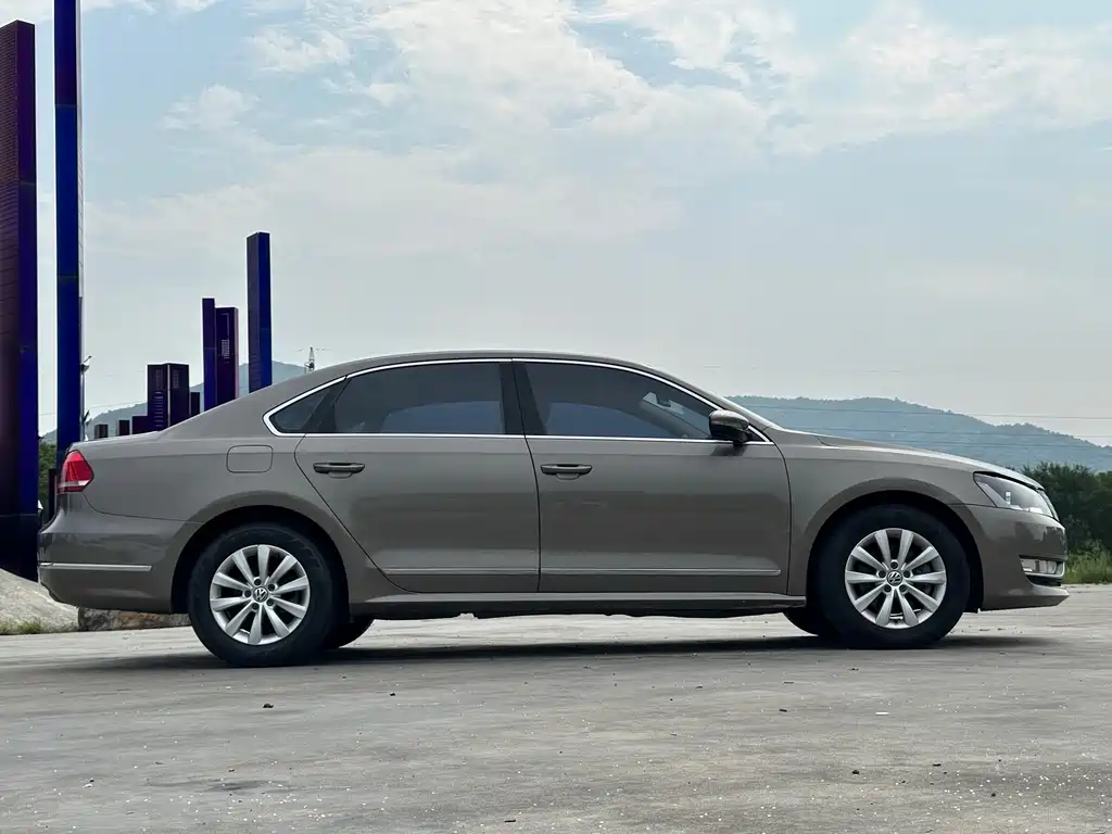 Volkswagen Passat 2012