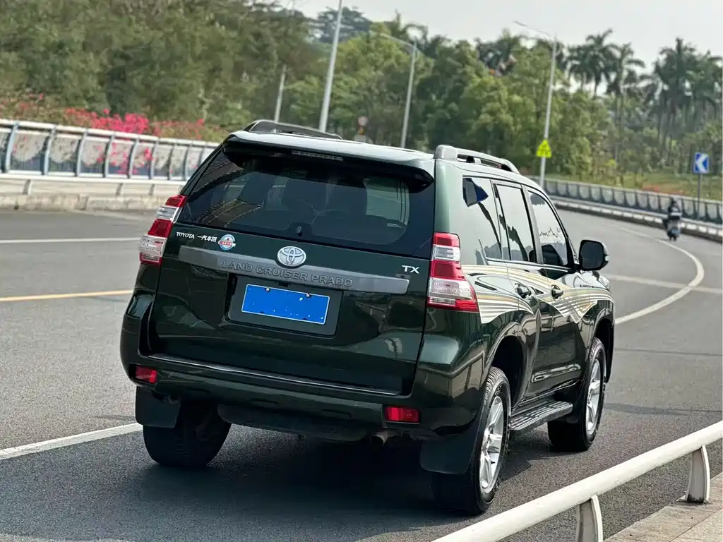 Toyota Prado 2017 — фото 4