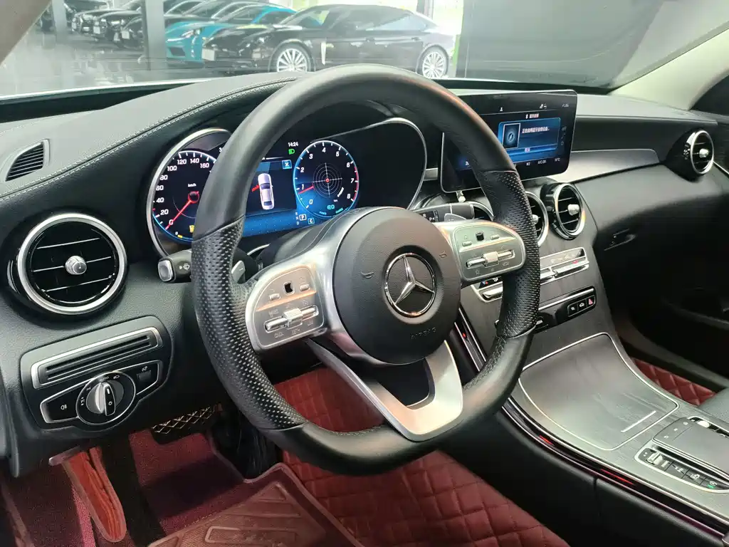 Mercedes-Benz C-Class 2021 — фото 11