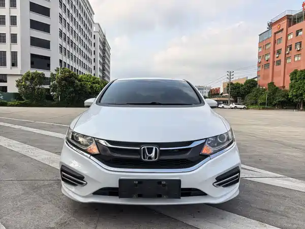 Honda Jade 2017