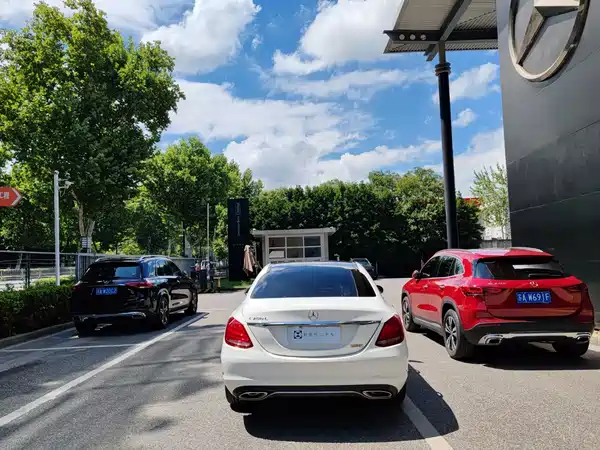 Mercedes-Benz C-Class 2016