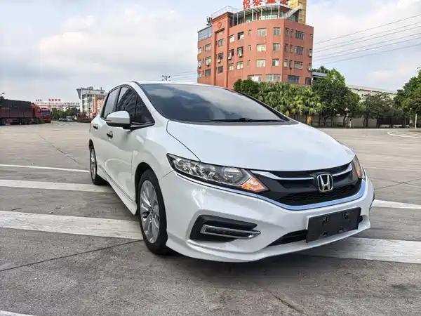 Honda Jade 2017