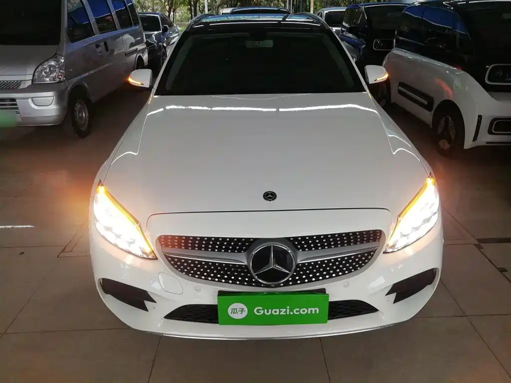Mercedes-Benz C-Class 2020 — фото 19