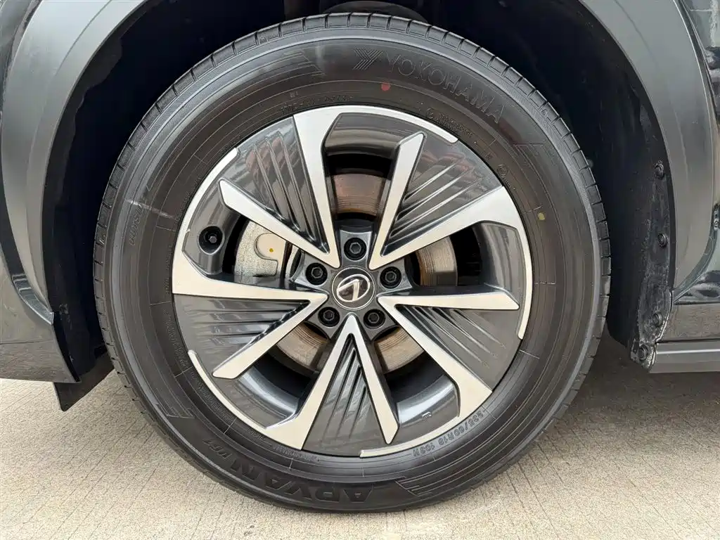 Lexus RZ 2023 — фото 21