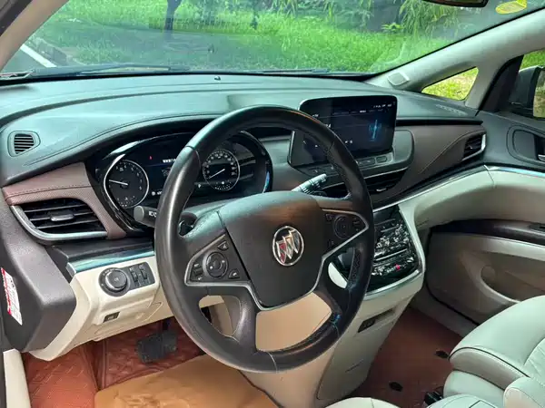 Buick GL8 2021