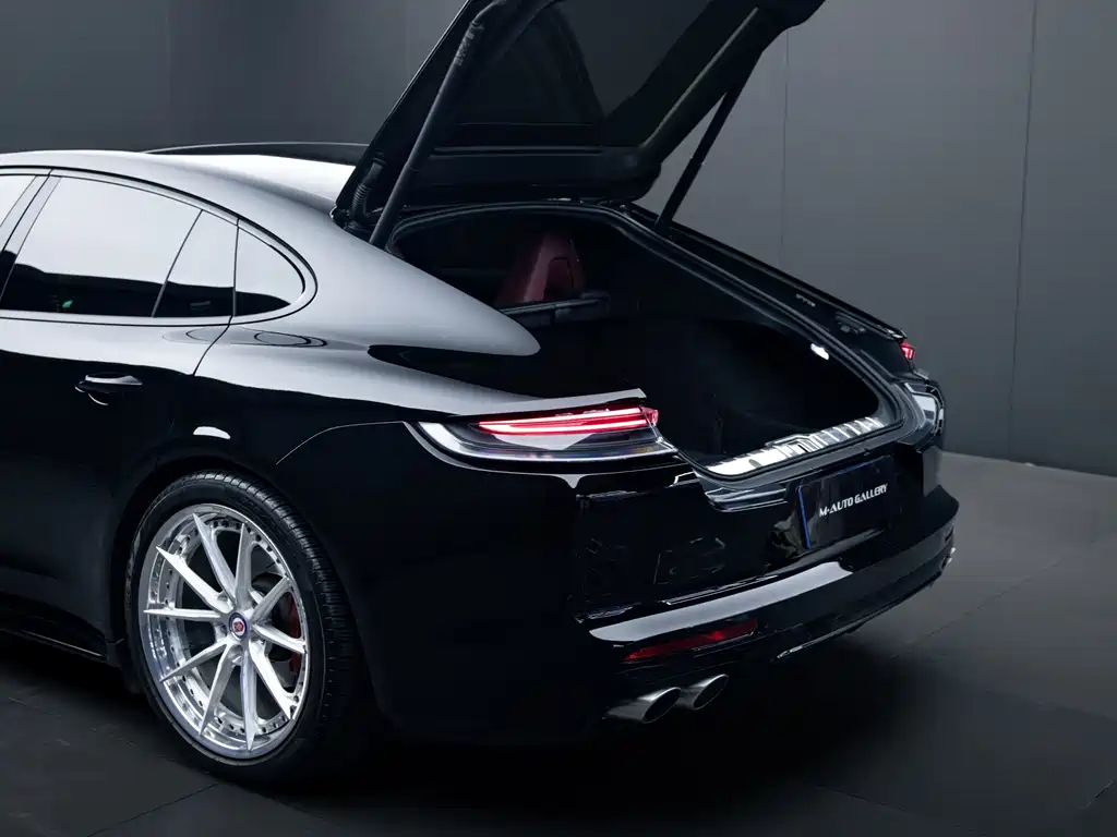 Porsche Panamera 2022 — фото 30