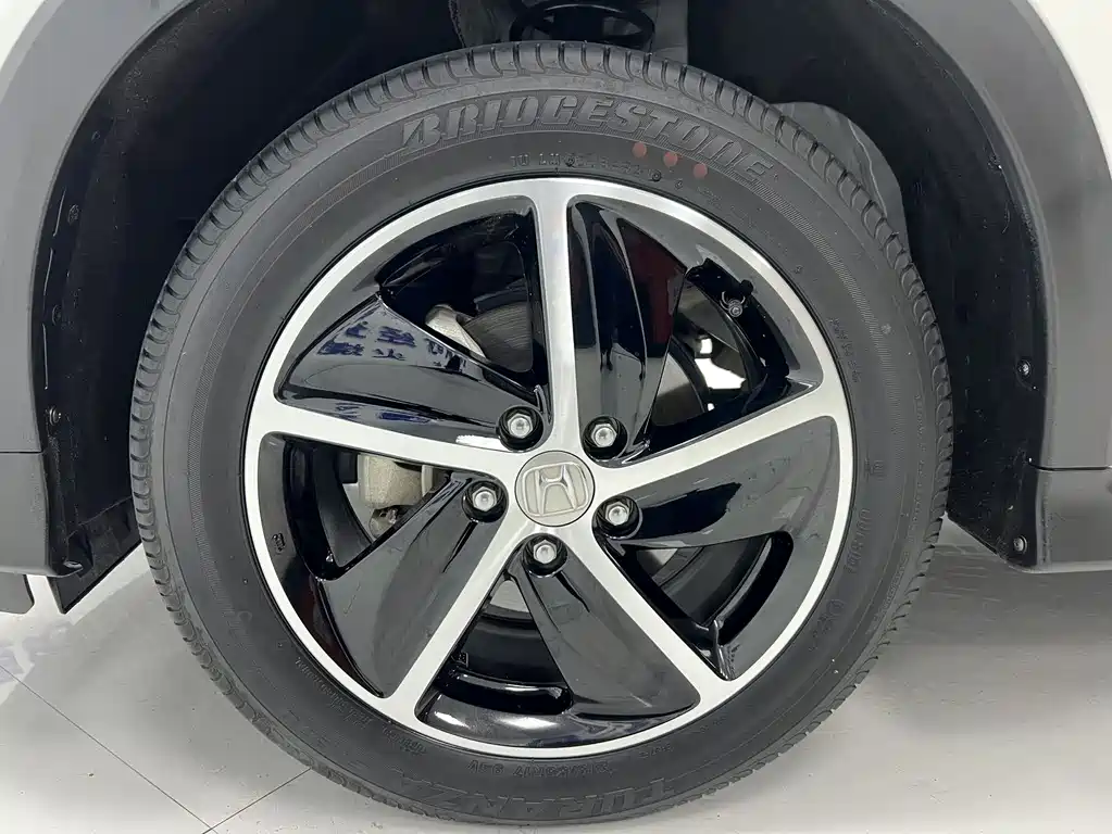 Honda Vezel 2022 — фото 17