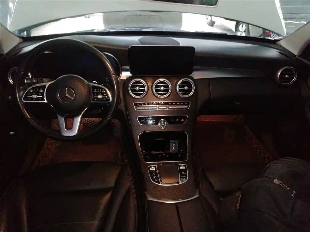 Mercedes-Benz C-Class 2020 — фото 12