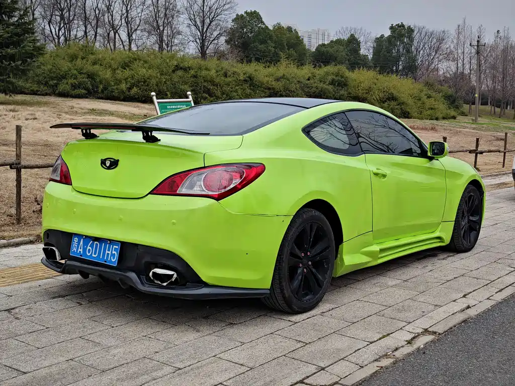 Hyundai Genesis Coupe 2011 — фото 16