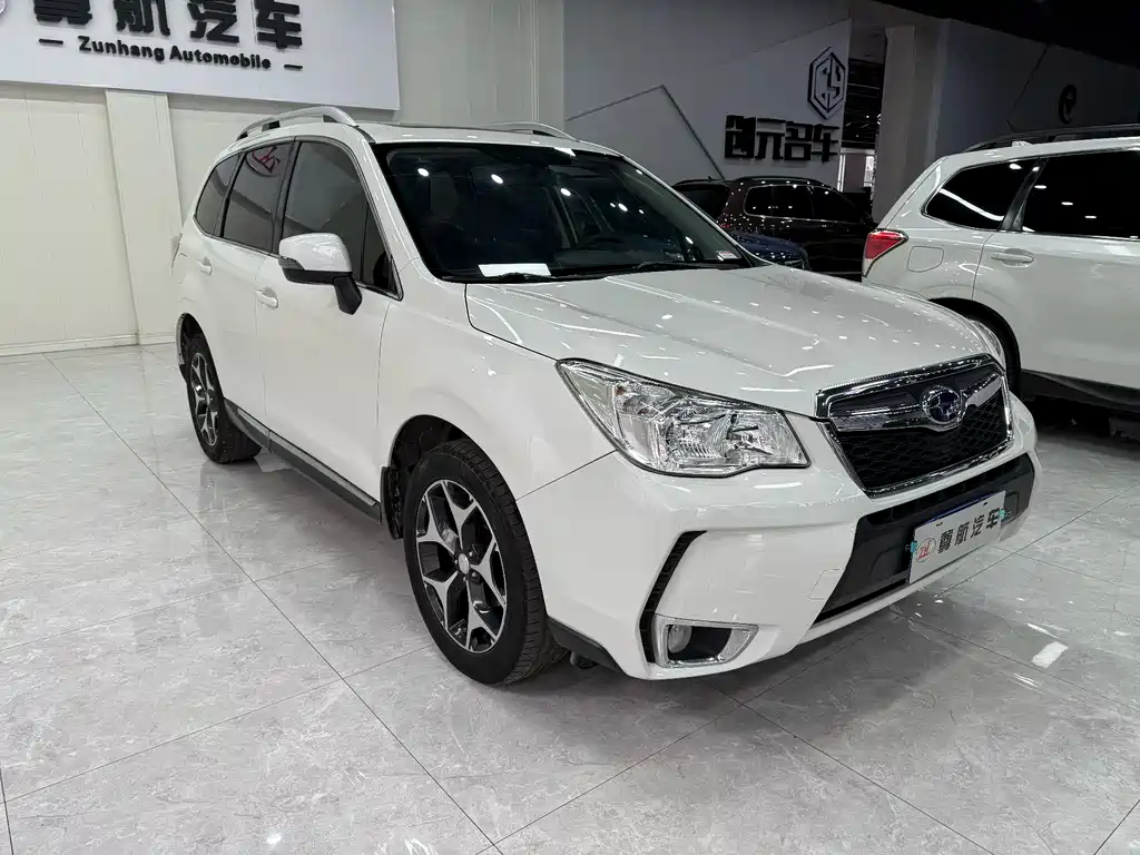 Subaru Forester 2016 — фото 10