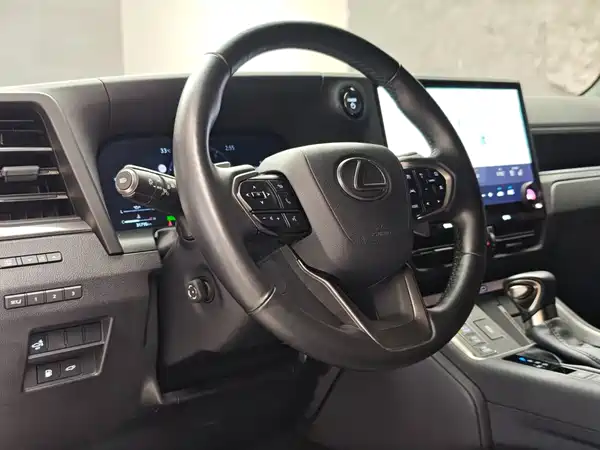 Lexus GX 2024