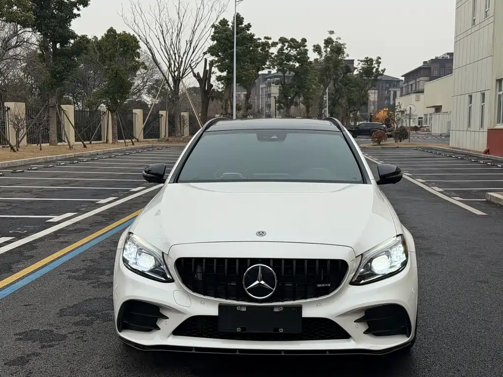 Mercedes-Benz C-Class AMG 2020 — фото 2
