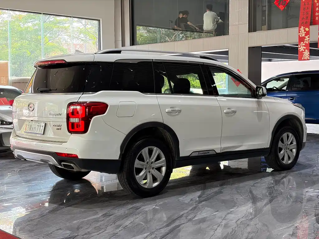 GAC Motor Trumpchi GS8 2017 — фото 28