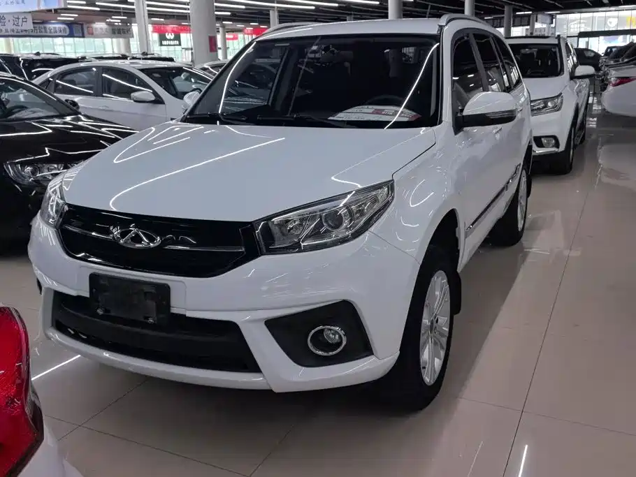 Chery Tiggo 3 2017 — фото 2
