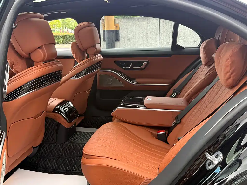 Mercedes-Benz S-Class 2023 — фото 10