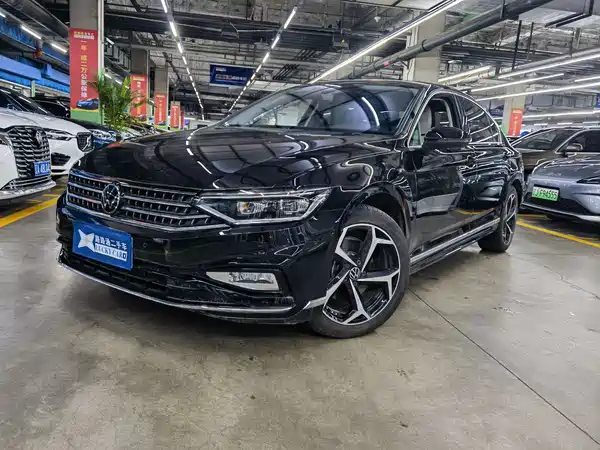 Volkswagen Magotan 2026