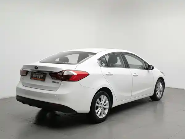 Kia K3 2016