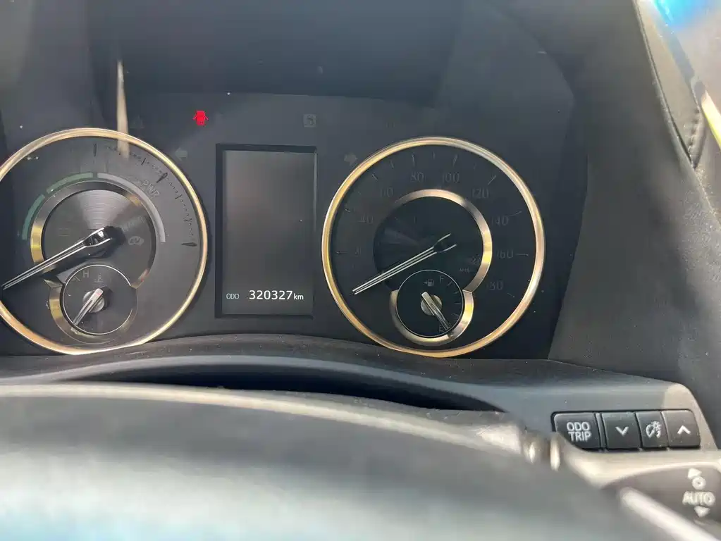 Toyota Vellfire 2019 — фото 11