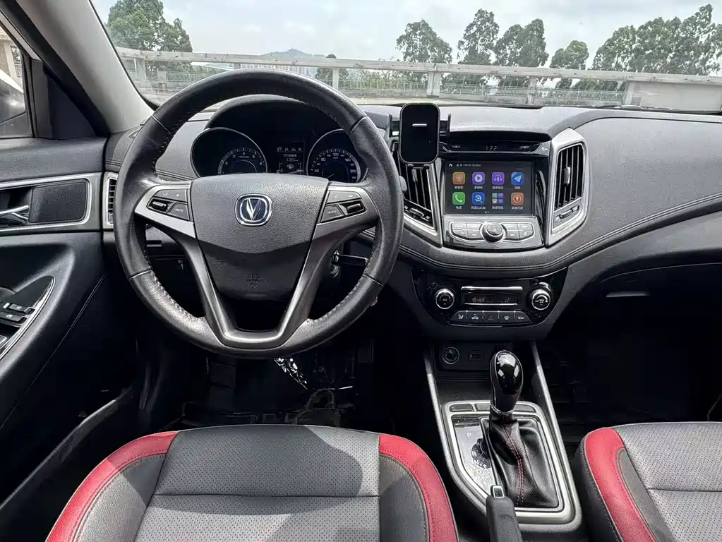 Changan Eado XT 2018 — фото 14