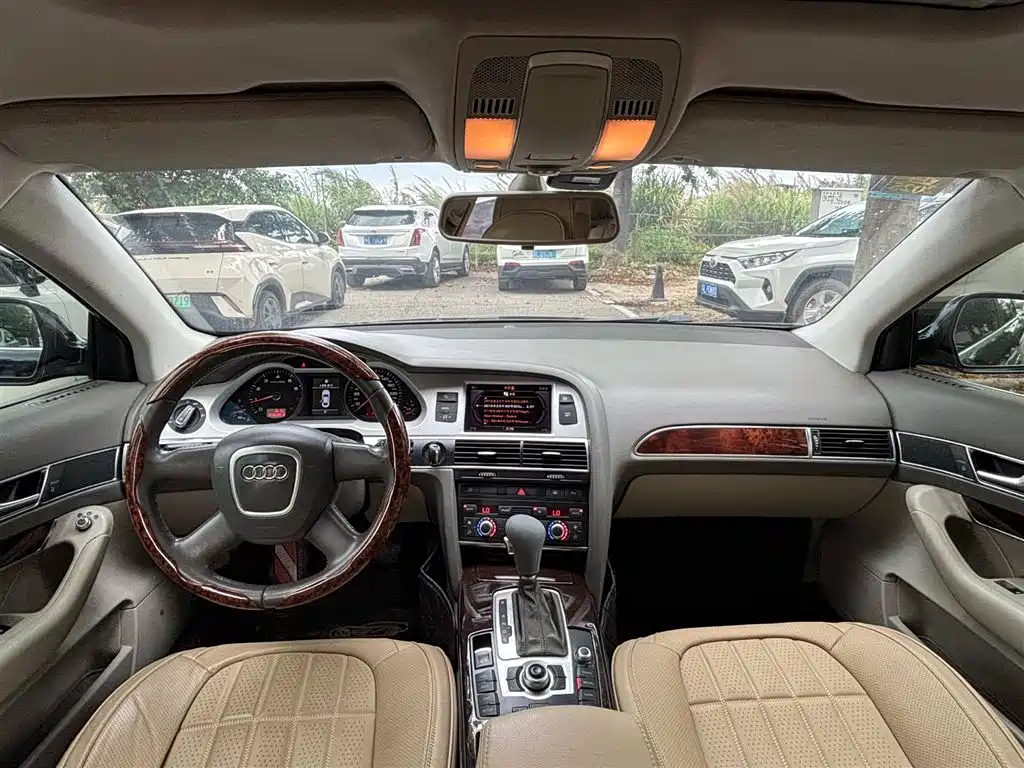 Audi A6L 2011