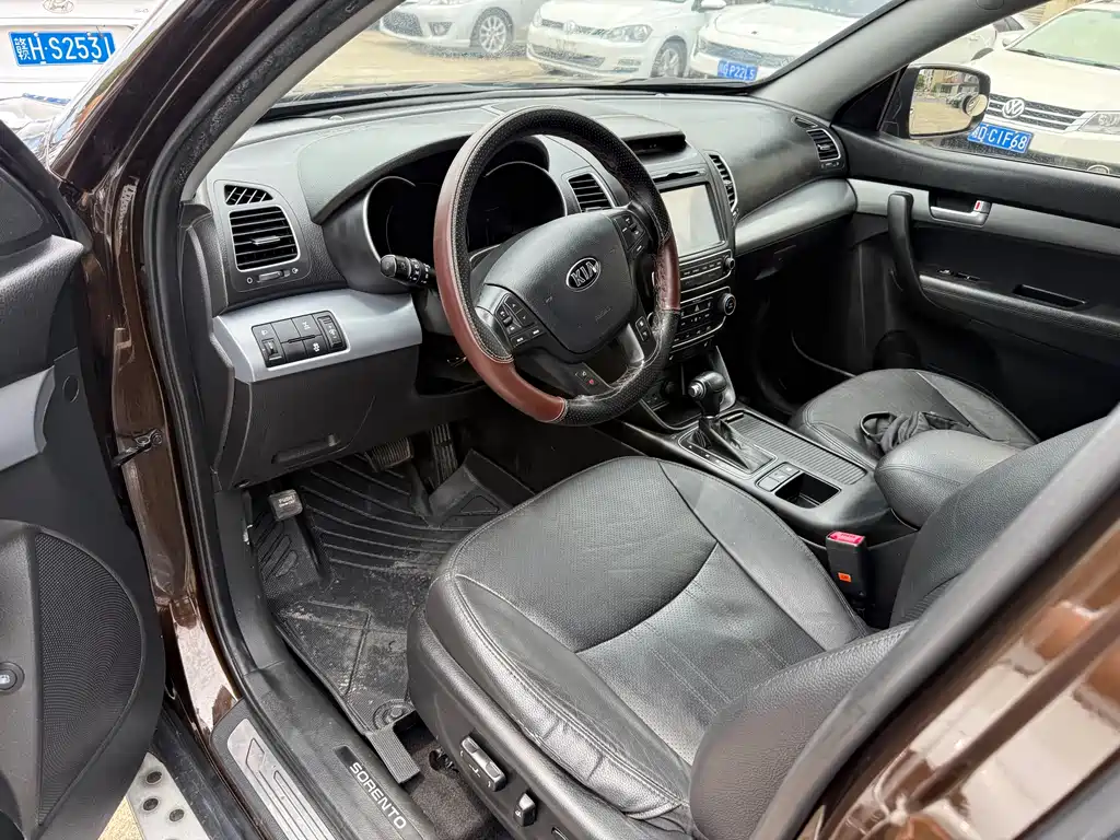 Kia Sorento 2015 — фото 2